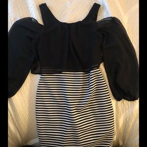 Black and white women’s dress NWT Sz L